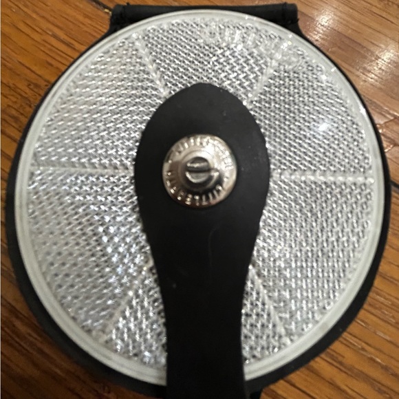 RARE Littlearth Productions Reflector Compact - Picture 1 of 3